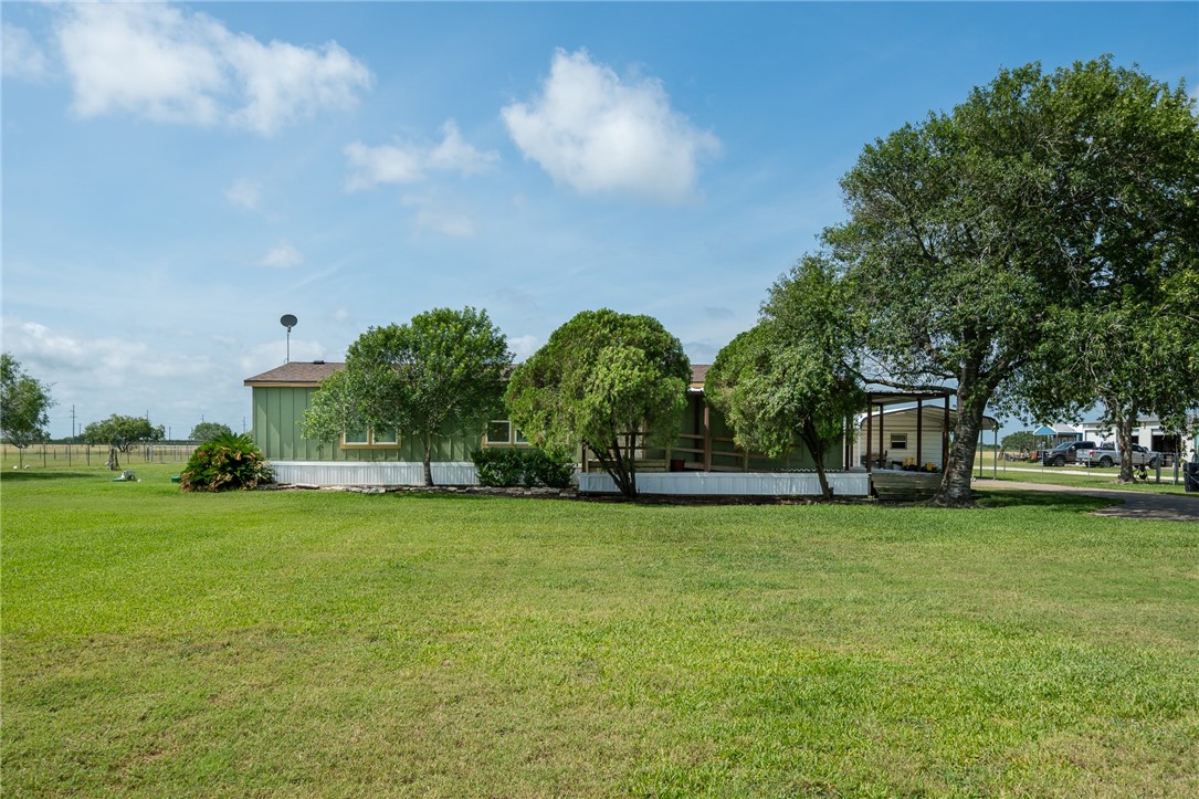780 Fm 1360 Property Photo 2