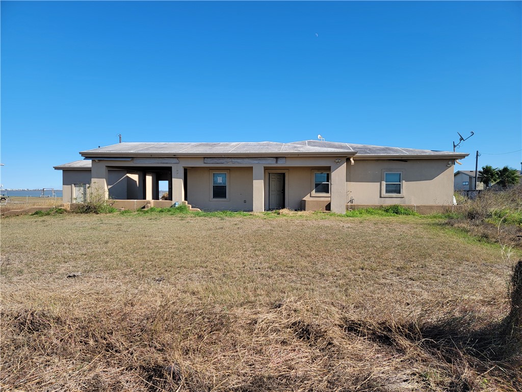 252 Retreat Dr