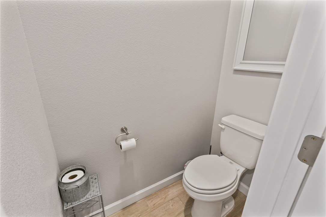 13950 Ketch St Property Photo 20