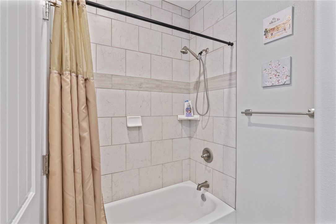 13950 Ketch St Property Photo 22