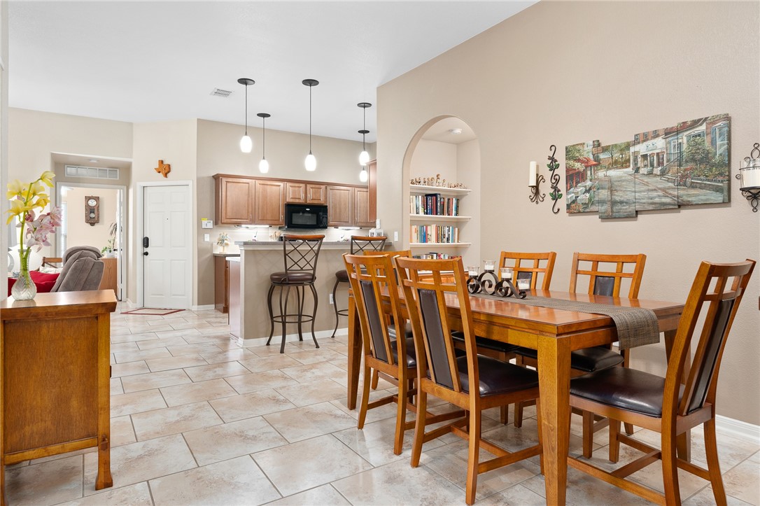 157 Heron Oaks Property Photo 7