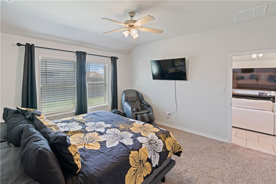 7801 Bullrider Dr Property Photo 11