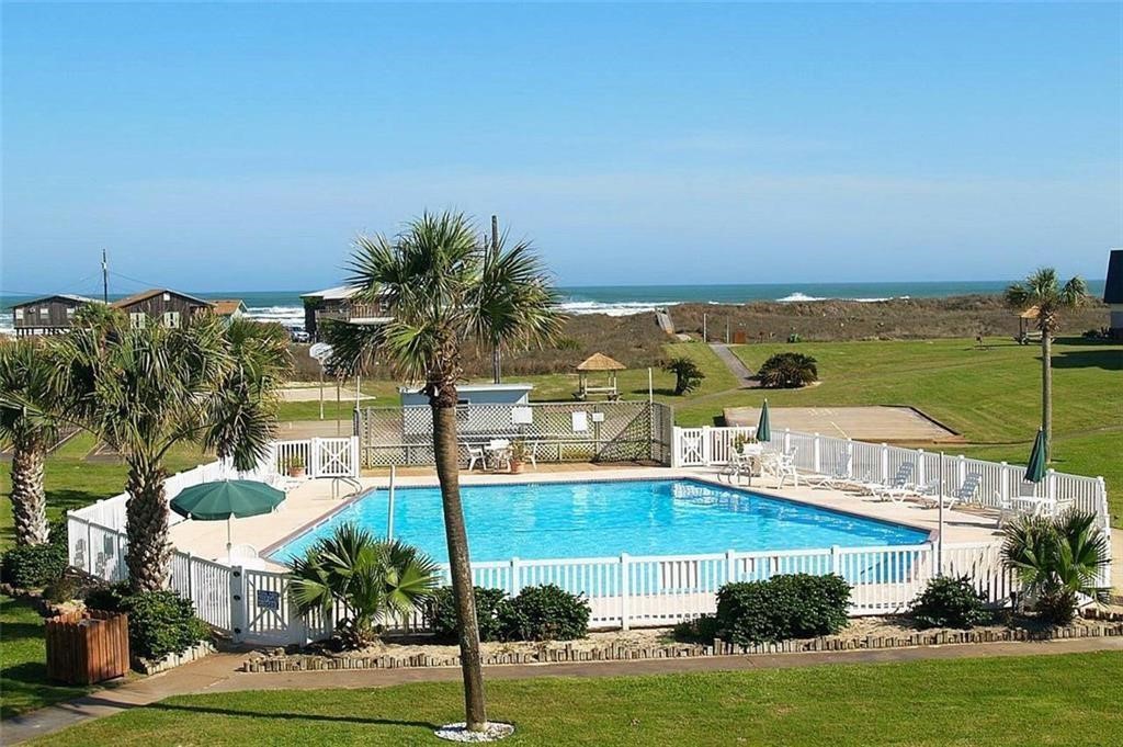 700 Island Retreat 37 Property Photo 32