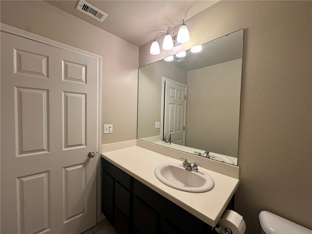 2270 Tallow Dr Property Photo 24