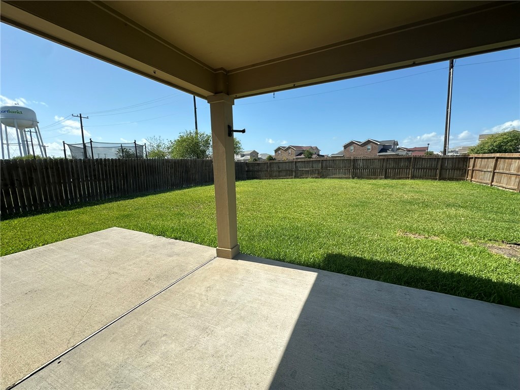 2270 Tallow Dr Property Photo 35