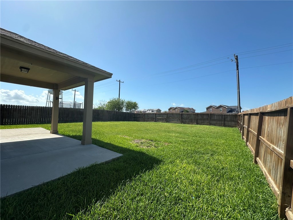 2270 Tallow Dr Property Photo 37