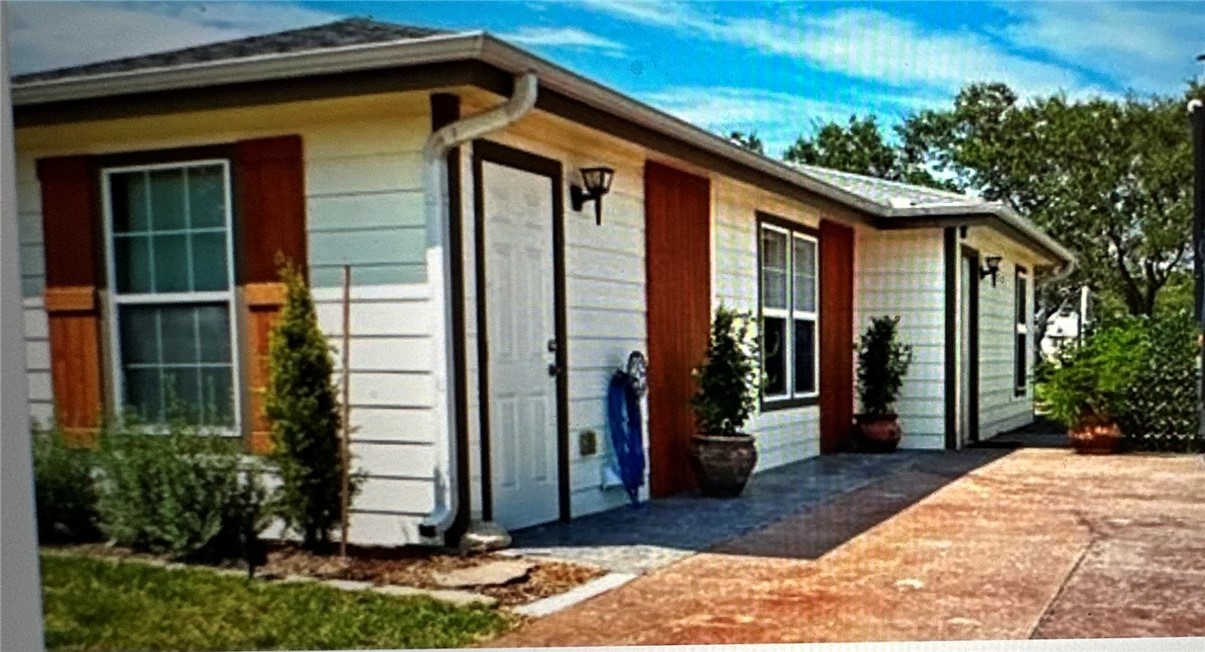 72 Augusta Property Photo 1