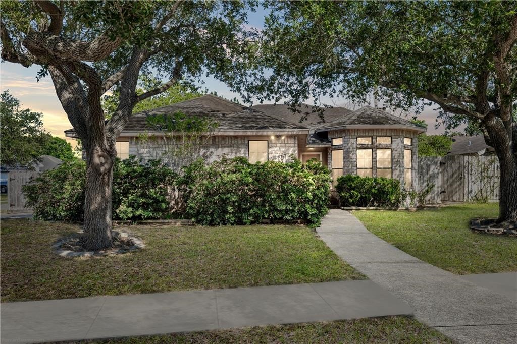 7302 Twilight Ridge Dr Property Photo 1