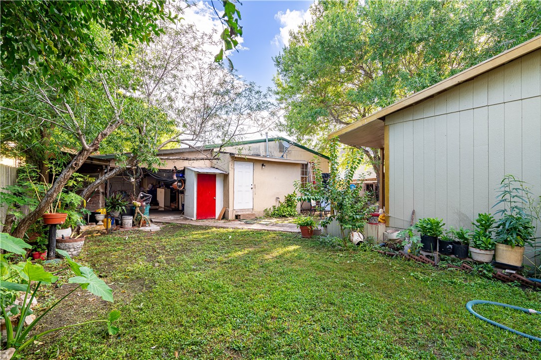 1509 Dorado St Property Photo 14