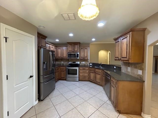 7525 Brush Creek Dr Property Photo 7