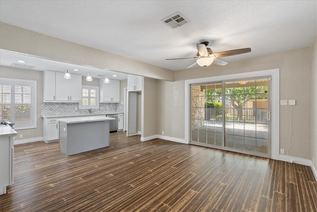 524 Del Mar Property Photo 13