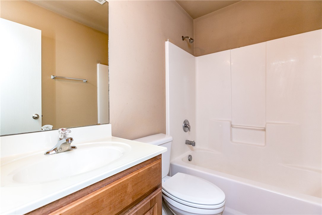3809 Los Arroyos Dr Property Photo 4