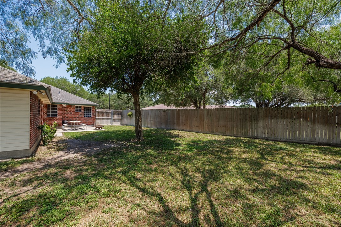 537 Vista Dr Property Photo 38