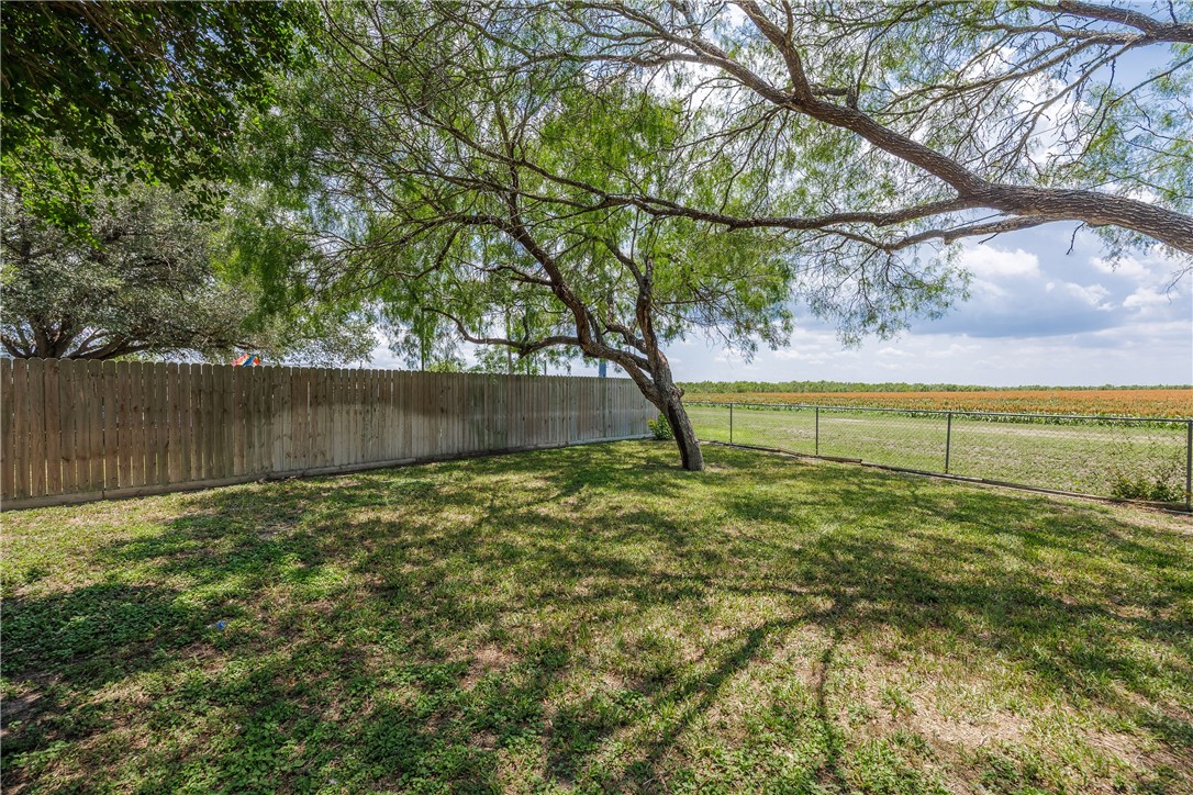 537 Vista Dr Property Photo 40