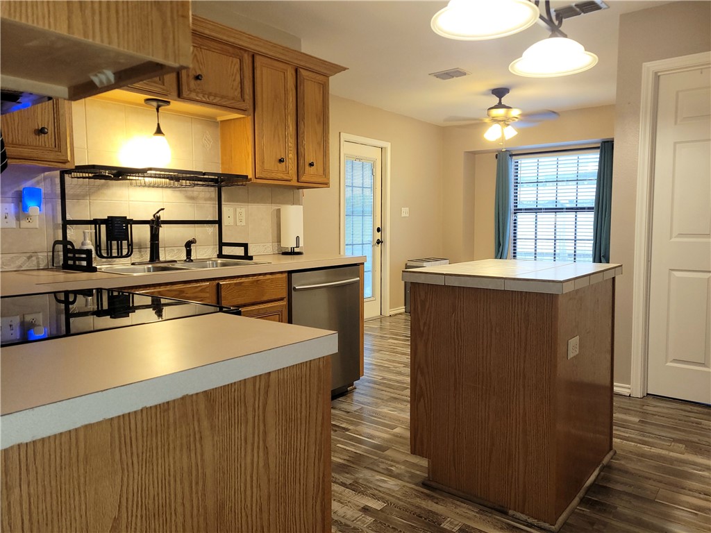 2022 Jenica Dr Property Photo 11