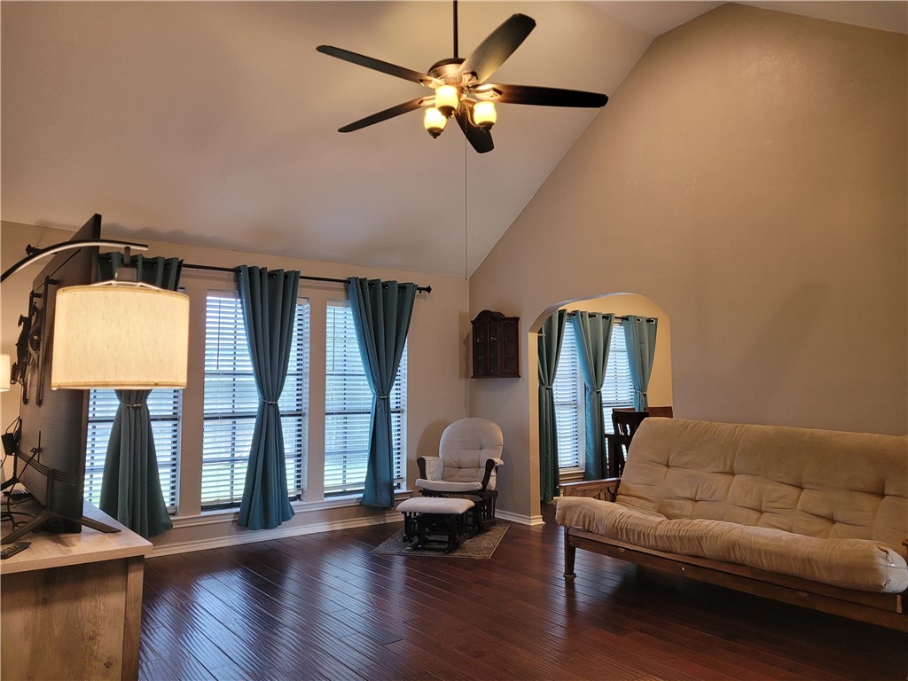 2022 Jenica Dr Property Photo 12