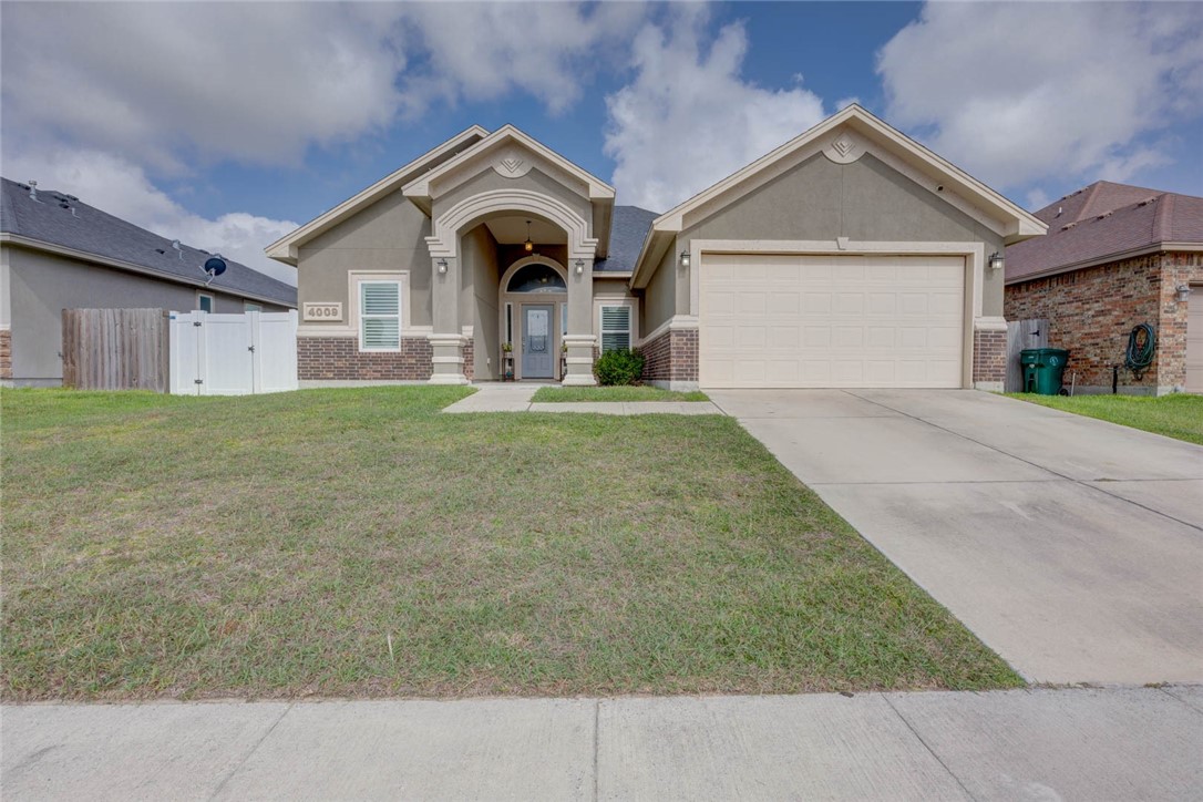 4009 Yankees Pl Property Photo 1