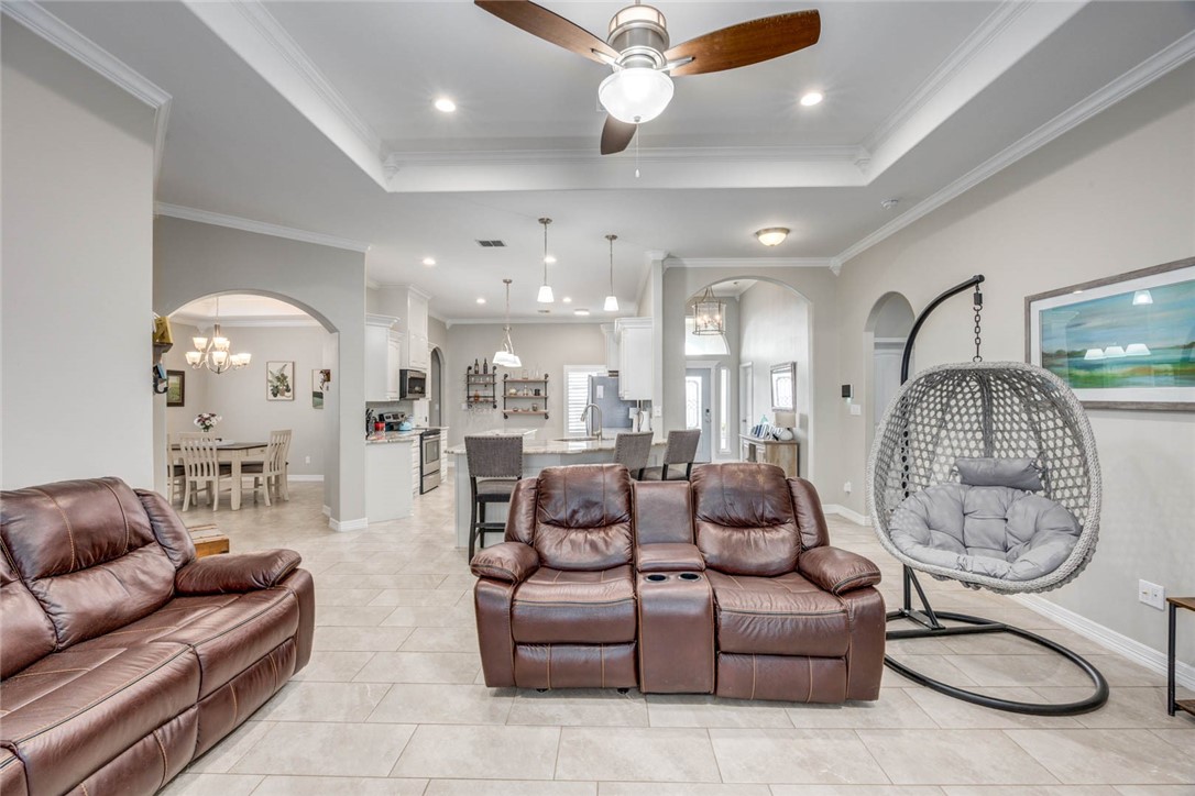 4009 Yankees Pl Property Photo 5