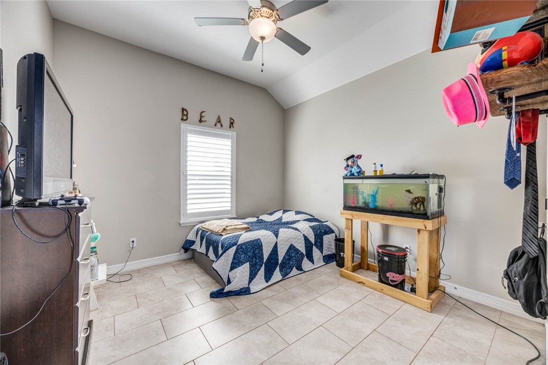 4009 Yankees Pl Property Photo 29