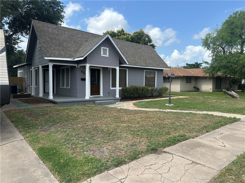 625 W Richard Ave Property Photo 3