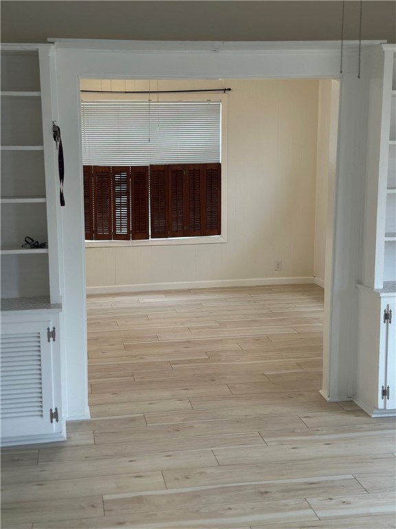 625 W Richard Ave Property Photo 8