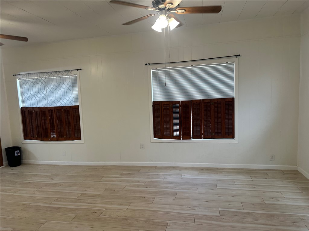 625 W Richard Ave Property Photo 15