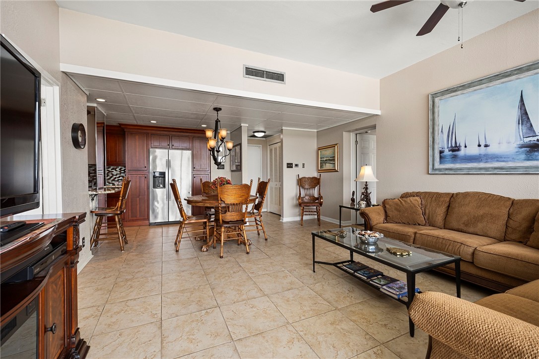4600 Ocean Dr 707 Property Photo 5