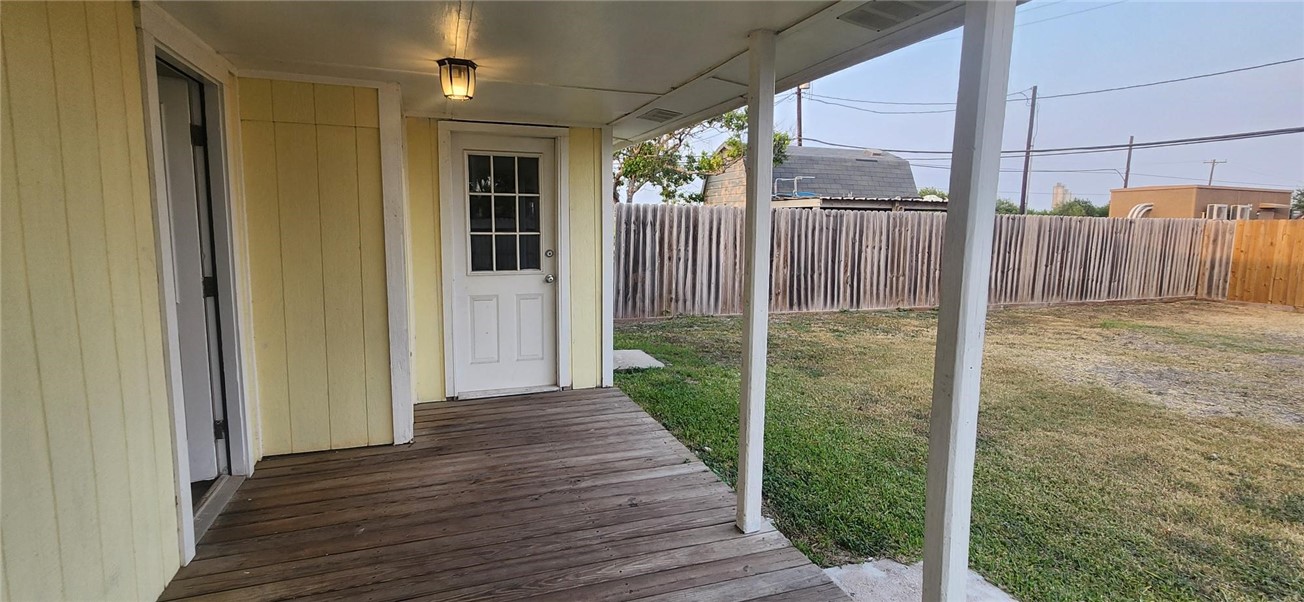 103 Lee Ave Property Photo 21