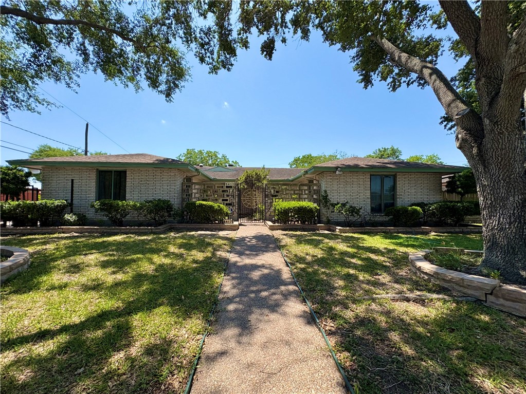 5417 Inglewood Dr Property Photo 1