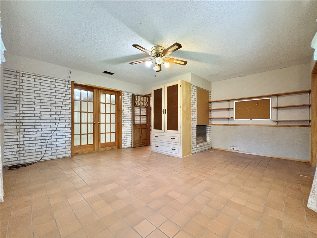 5417 Inglewood Dr Property Photo 23