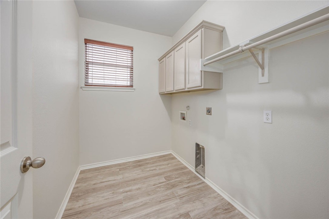 7706 Fort Griffen Dr Property Photo 24