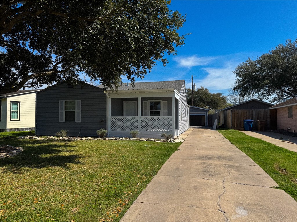 3410 Topeka St Property Photo 1
