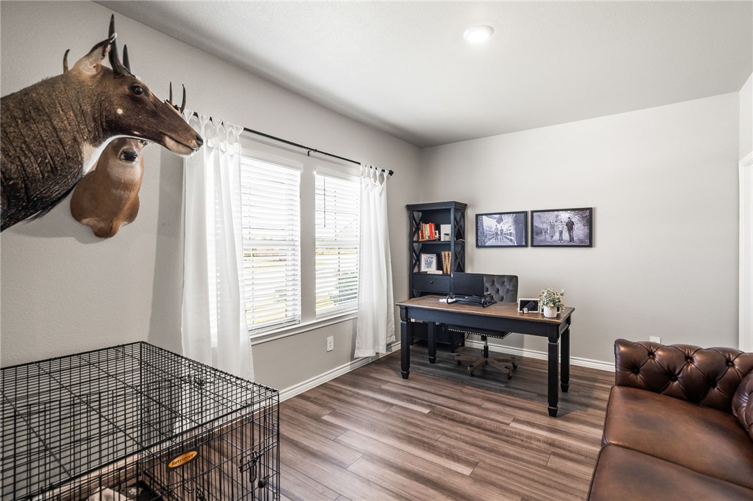 1345 Regents Park Property Photo 15