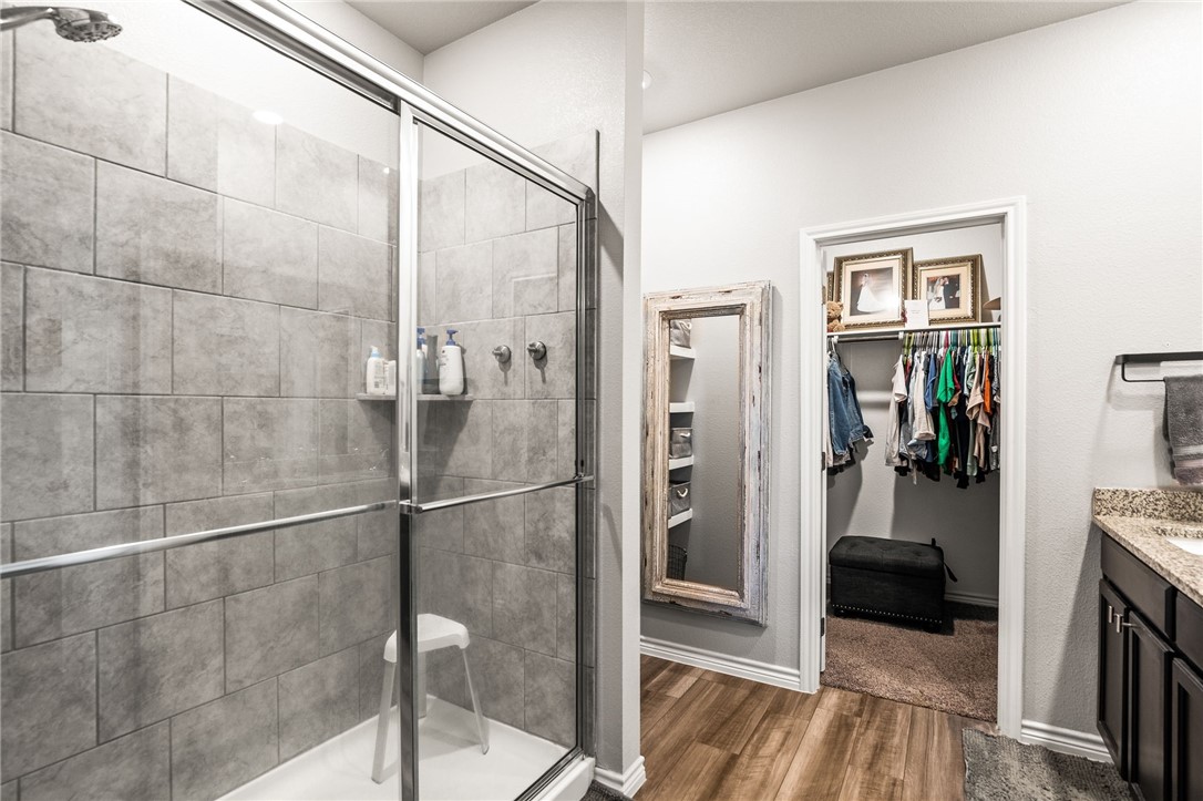 1345 Regents Park Property Photo 20
