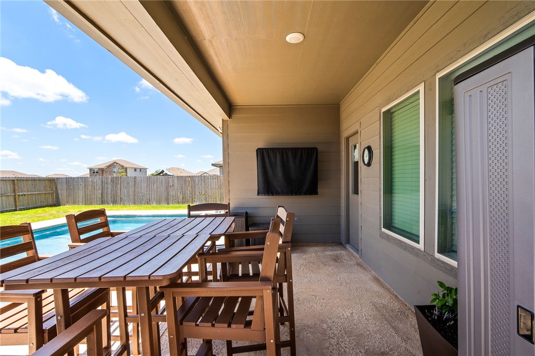 1345 Regents Park Property Photo 35