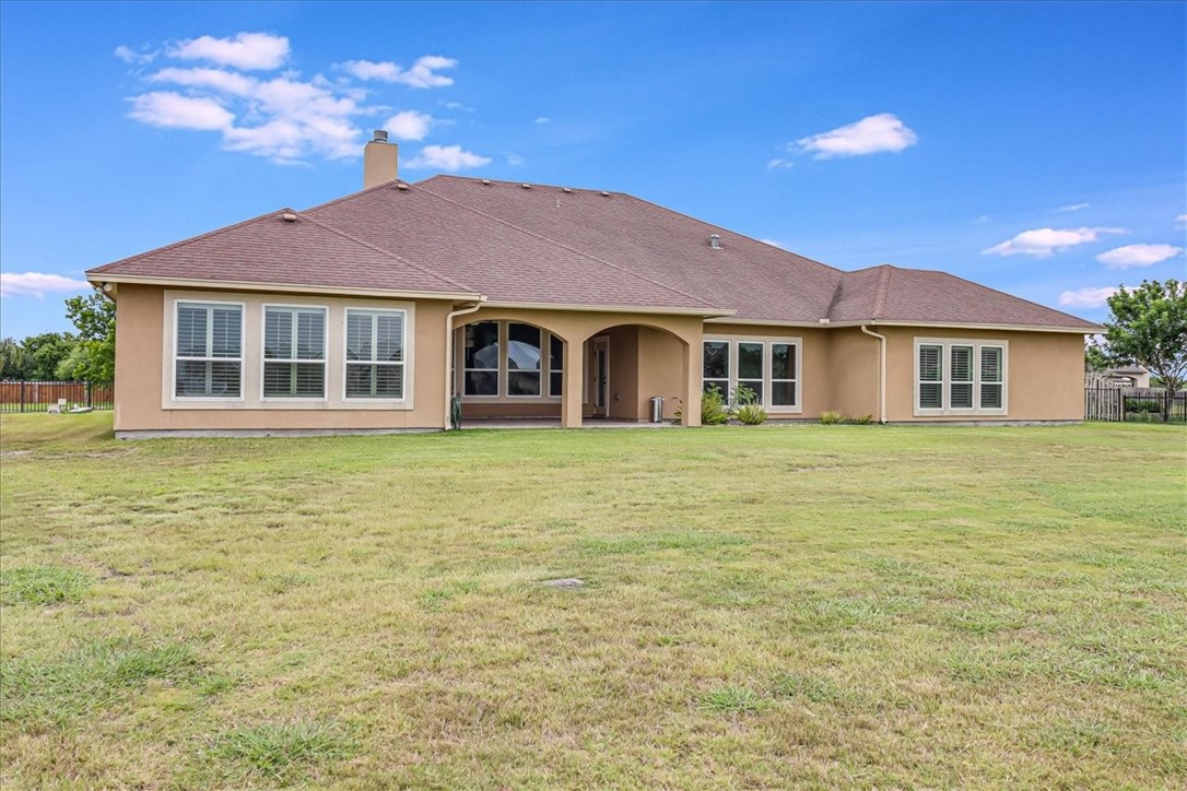 6241 Lago Vista Dr Property Photo 10