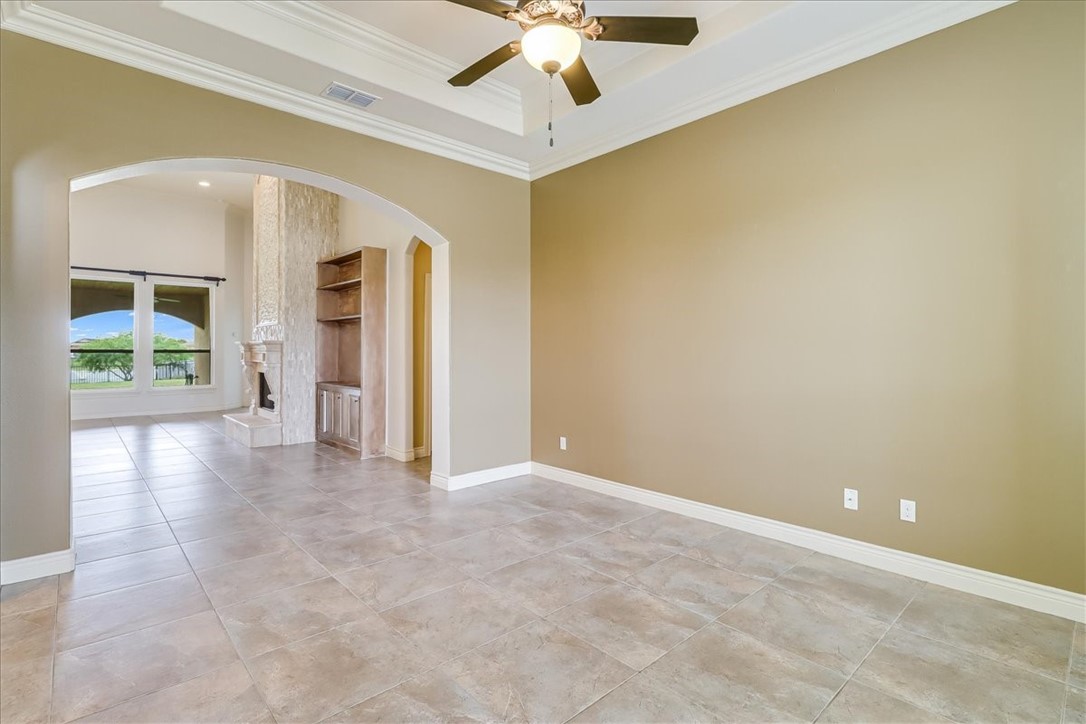 6241 Lago Vista Dr Property Photo 17