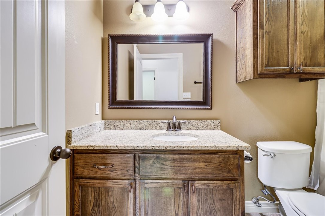 6241 Lago Vista Dr Property Photo 21