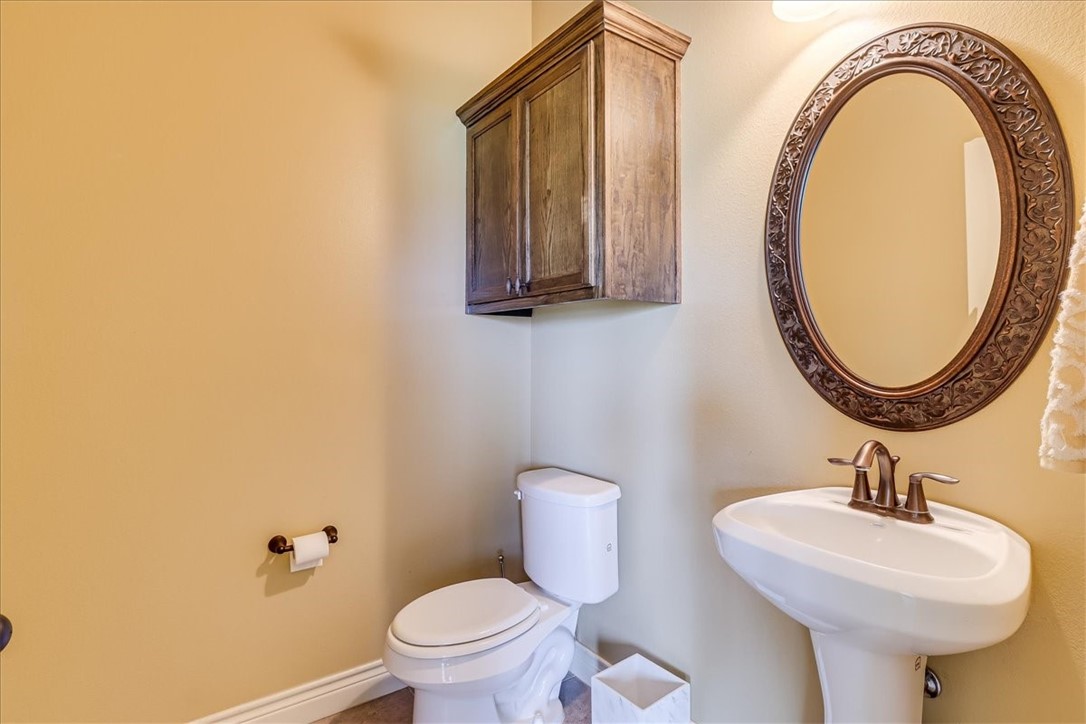6241 Lago Vista Dr Property Photo 24