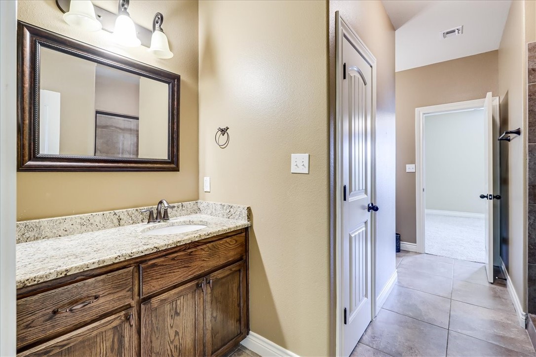 6241 Lago Vista Dr Property Photo 34