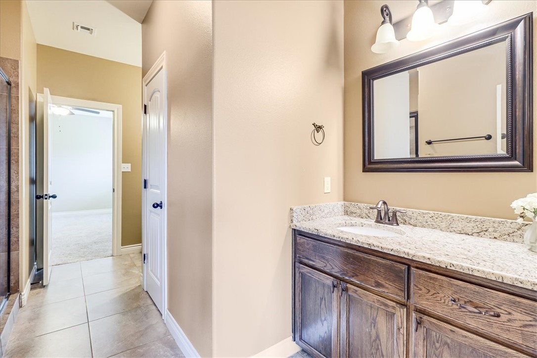 6241 Lago Vista Dr Property Photo 35