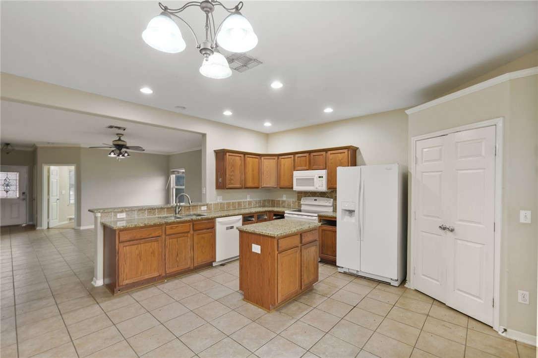 Undefined Property Photo 4
