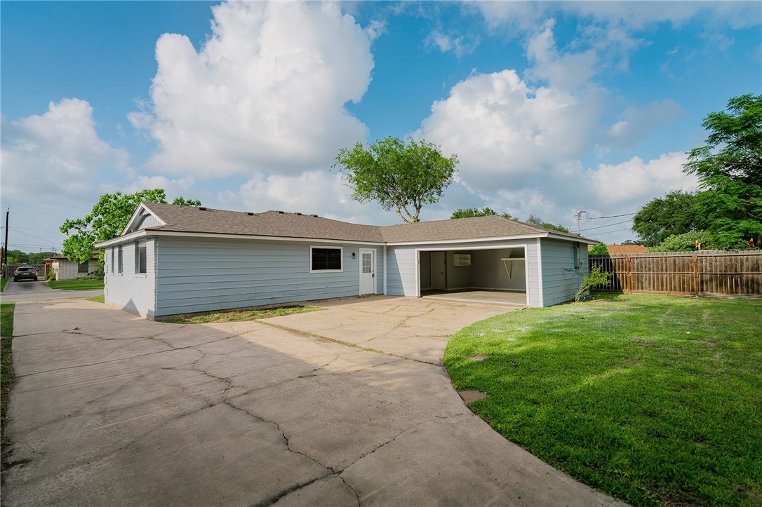 3809 Capri Dr Property Photo 21