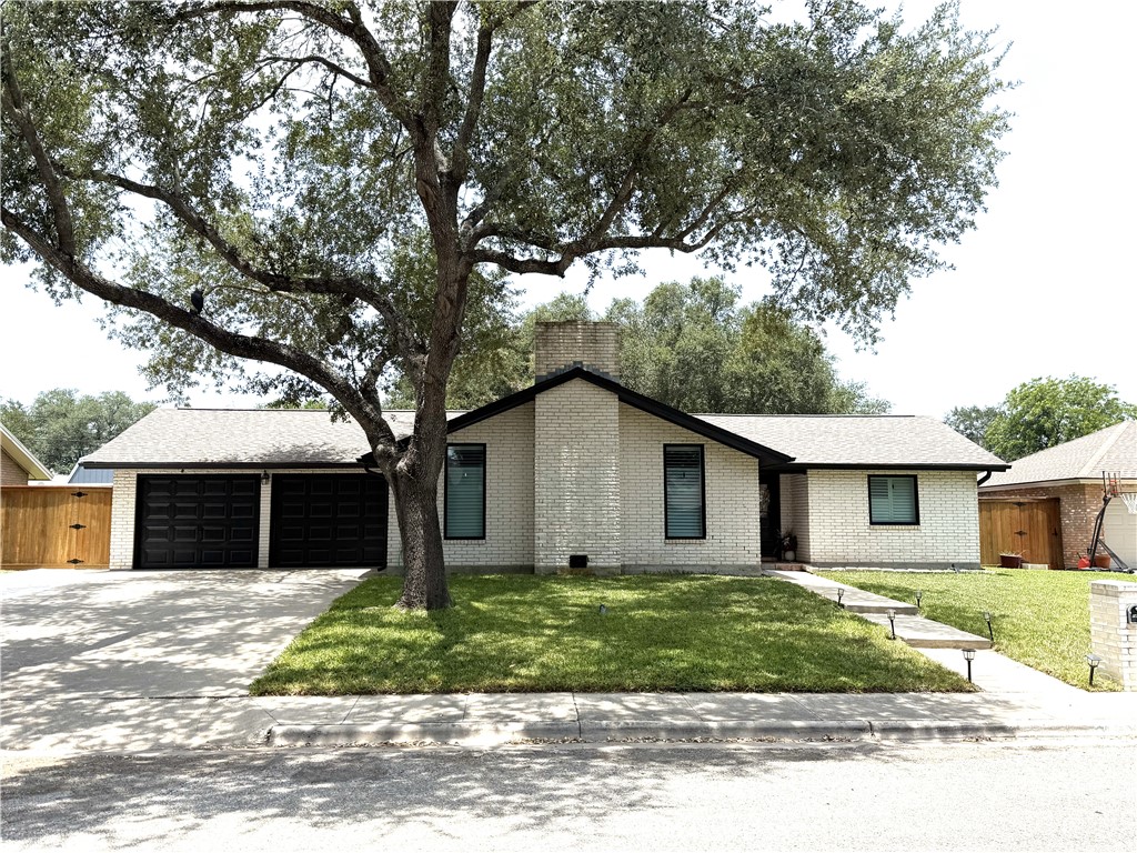 1413 Alta Vista St Property Photo 1