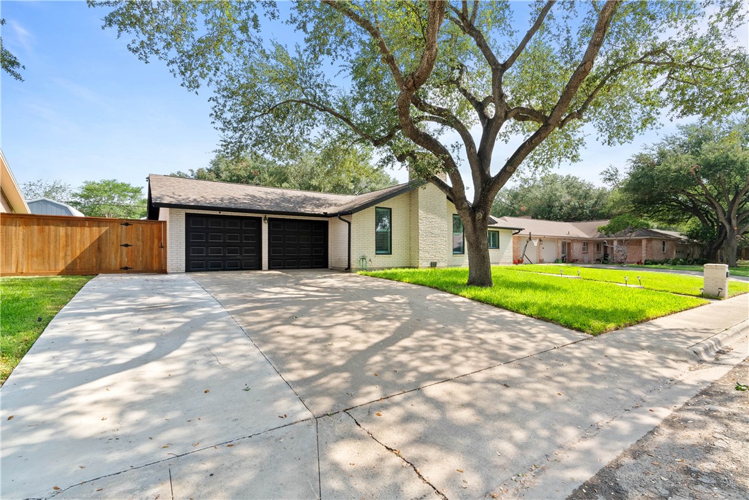 1413 Alta Vista St Property Photo 22