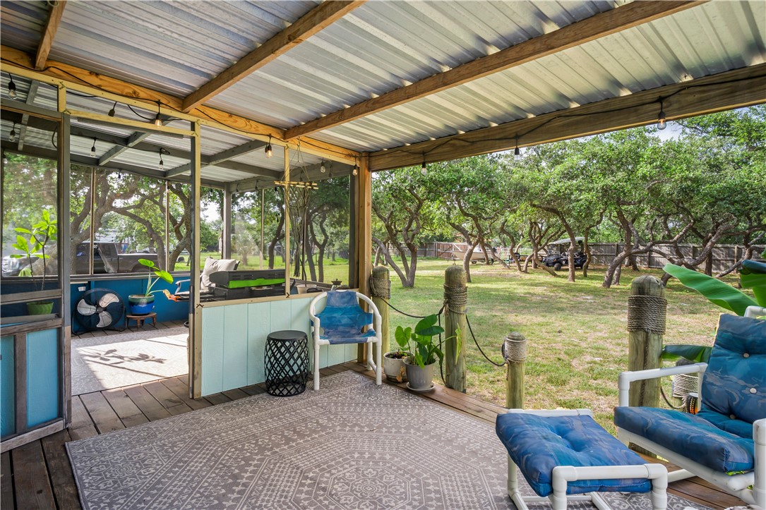 2502 Mundine Property Photo 28