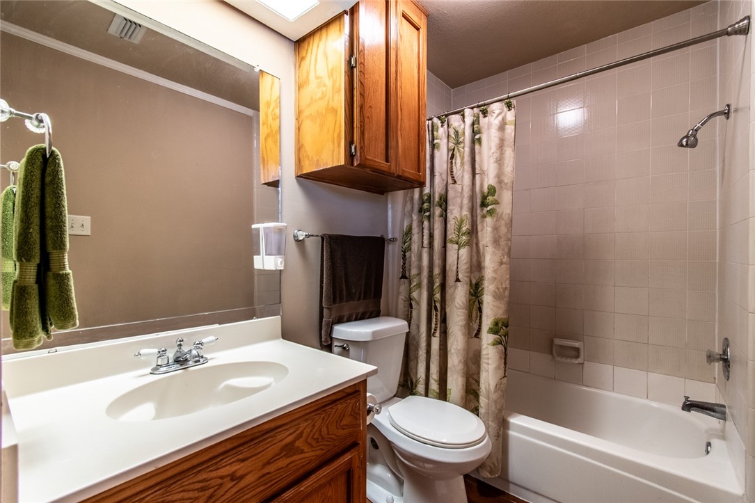 2725 Persimmon Property Photo 25