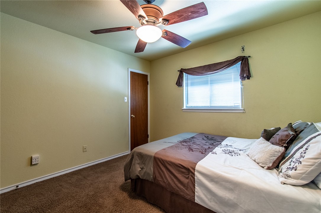 2725 Persimmon Property Photo 26