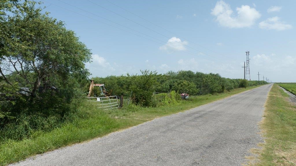 000 Gin Road Property Photo 1
