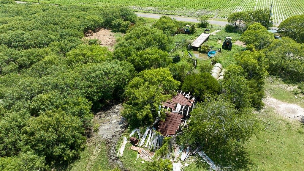 000 Gin Road Property Photo 18